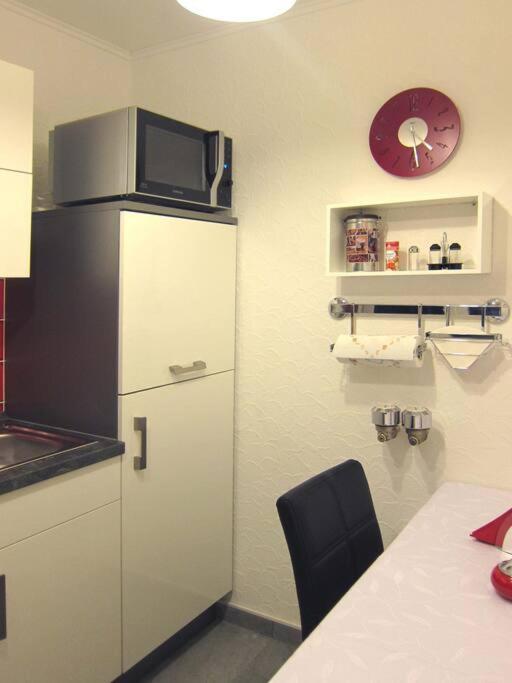 Modernes 1 Zimmer Luxusappartement Kleiner Roland Mit Parkplatz Und Balkon In Bremen Naehe Zentrum BRE Exterior foto